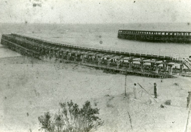 Photograph - Entrance Piers, 1890c