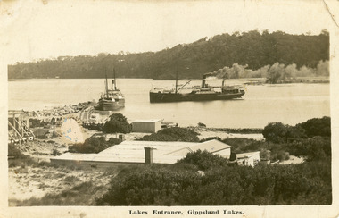 Postcard - SS Wyrallah, SS Manawatu, c1910