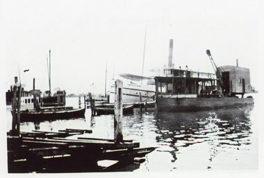Photograph, 1910 c