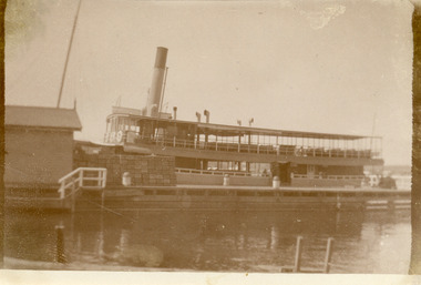 Photograph, 1913 c