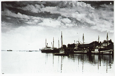 Photograph - Harbeck's Wharf, 1912 c