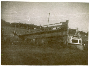 Photograph - JCD remains, Schulz, Reg, 1938 c