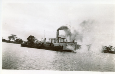 Photograph - W H Edgar, 1917