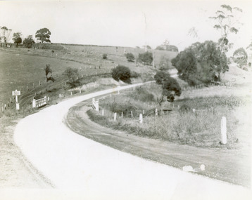 Photograph - Princes Highway bridge over Bunga Creek Lakes Entrance Victoria 1947