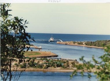 Photograph - The Entrance, Tambo Shire, 1990