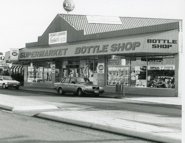 Photograph - Arceris Supermarket Lakes Entrance, Lakes Post Newspaper, 1994