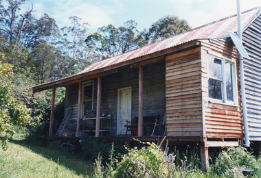 Photograph - Maisie Byrnes Bee Farm,    Byrnes Track Toorloo Arm Victoria  1999