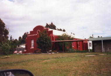 Photograph - Hall at Swan Reach, Victoria, 1999