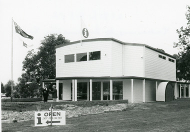 photograph - Information Centre Lakes Entrance  1993