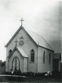 Photograph - St Nicholas Church of England Lakes Entrance, 1900 c