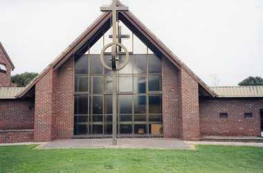 Photograph - St Brendans Catholic Church Lakes Entrance 2000