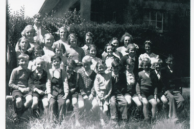 Photograph - Dargo  School  1941