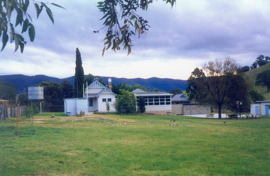Photograph - Ensay Primary School  1993