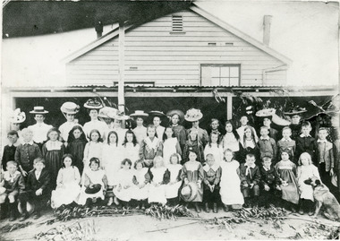 Photograph - Moormung  Hillside School  c1906