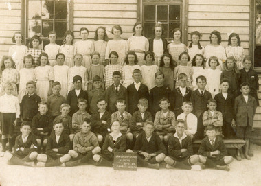Photograph - Lakes Entrance State School  1923
