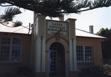 Photograph - Lakes Entrance Primary School  1999