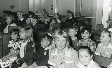 Photograph, Lakes Post Newspaper, School students at St Nicholas church, Lakes Entrance Victoria, 1996