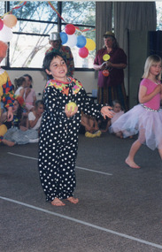 Photograph - Lakes Entrance Primary School, Lakes Post Newspaper, 1999