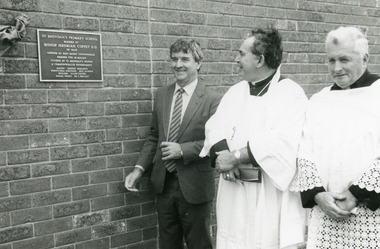 Photograph - St Brendans Lakes Entrance, Lakes Post Newspaper, 1994