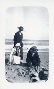 Photograph, 1925