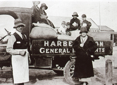 Photograph - Harbecks Store  Lakes Entrance  1925