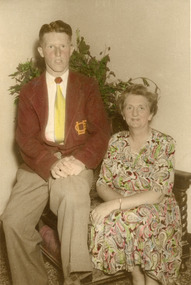 Photograph - Mrs Elsie Bell and her son Peter Bell 1950