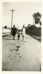 Photograph, 1935 c
