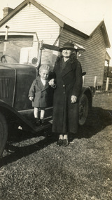 Photograph - Wills/Alexander, 1937