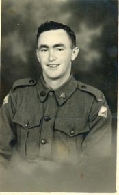 Postcard - Doyle, 1940 c