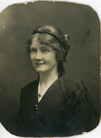 Photograph - Munro, 1916 c