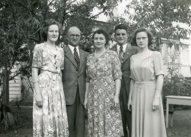 Photograph - Duncan, 1950 c