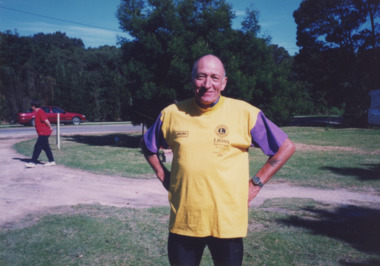 Photograph - Lions Club Ride for Sight event from Wonthaggi to Lakes Entrance 1999, Lakes Post Newspaper