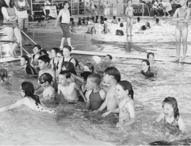 Photograph - Aquadome, Lakes Post Newspaper, 1999