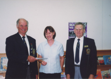 Photograph - Lakes Entrance Bowls Club, Lakes Post Newspaper, 1999