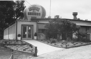 Photograph - Lakes Entrance Golf Club 1993, Photographer