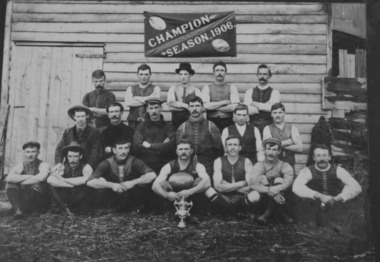 Photograph - Football Premiership team Lakes Entrance 1906, 1906