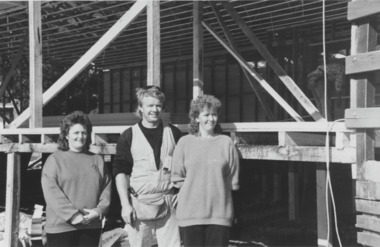 Photograph - Cricket, Lakes Post Newspaper, 1/08/1993 12:00:00 AM