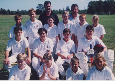 Photograph - Cricket, Lakes Post Newspaper, 1/03/1999 12:00:00 AM