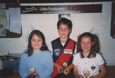 Photograph - Lakes Entrance Junior Racquetball runners up 2001, Lakes Post Newspaper
