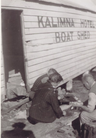 Photograph - Kalimna hotel c1947, Planner family, 1947