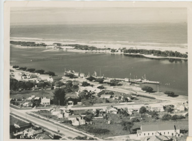 Photograph - Lakes Entrance, Brian Lloyd, c1954
