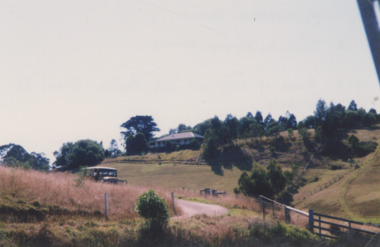 Photograph - Frenchman's Gully/Taradale, 2000 c