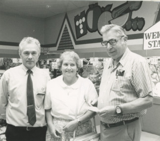 Photograph - Foodarama Supermarket Lakes Entrance, Lakes Post Newspaper, 1995c