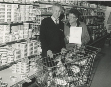 Photograph - Foodarama Supermarket Lakes Entrance, Lakes Post Newspaper, 1994