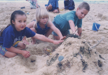 Photograph - Emma Gray, Kristy and Simon Watson p, Lake Post Newspaper, 13/03/1999 12:00:00 AM