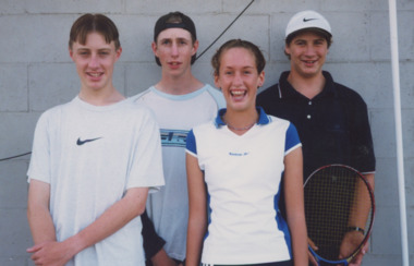 Photograph - Lakes Entrance Junior tennis team  1999, Lakes Post Newspaper