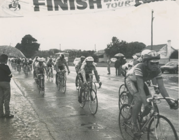 Photograph - Cycling race Lakes Entrance, Lakes Post Newspaper, 7/10/1991 12:00:00 AM