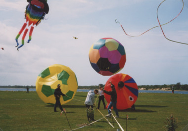 Photograph - Kite Flying event, Lakes Post Newspaper, 1/10/2000 12:00:00 AM