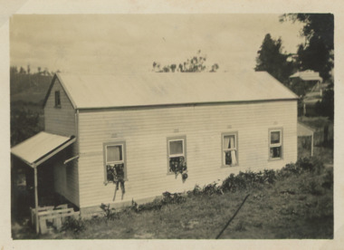 Photograph - St Matthews Hall Guide Group Bruthen Victoria, 1931 c