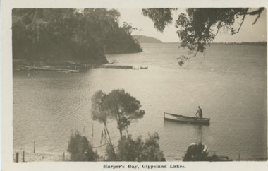 Postcard - Harpers Bay Gippsland Lakes, H D Bulmer, 1925 c